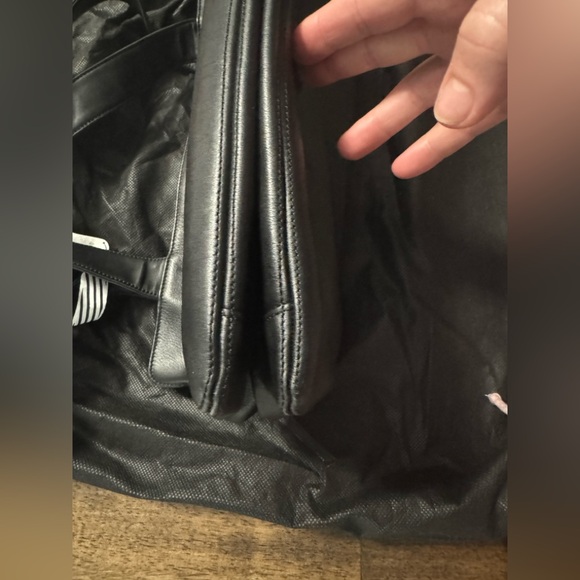 Authentic CHANEL Pre-Loved Luxury Bag - Picture 7 of 14